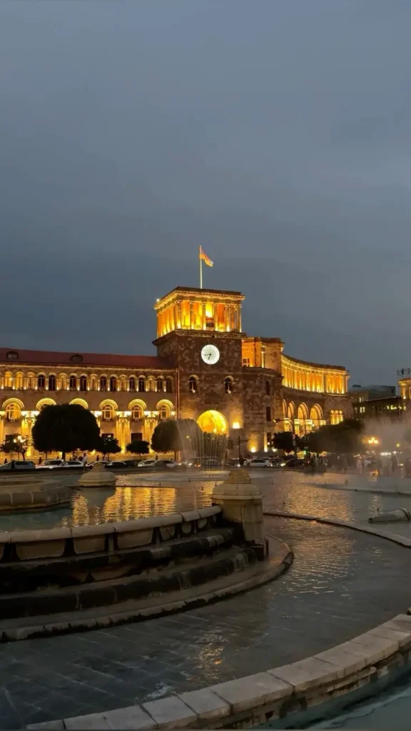 An image of the Republic Square in Kentron