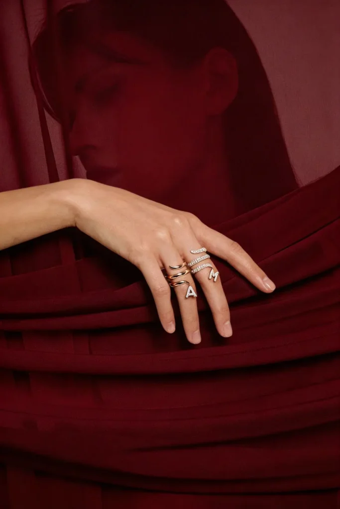 Le-Paris-Diamonds - Soigné Middle East Image of a woman wearing Le Paris Diamonds