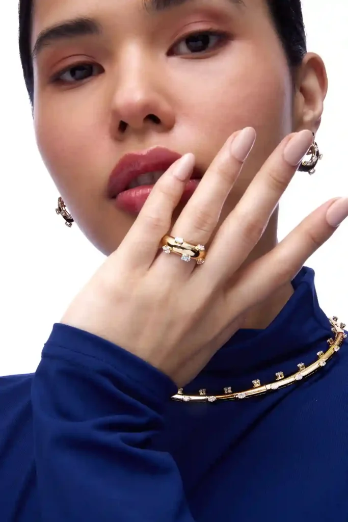 Rosetta-Fine-Jewellery - Soigné Middle East Image of a woman wearing Rosetta Fine Jewellery