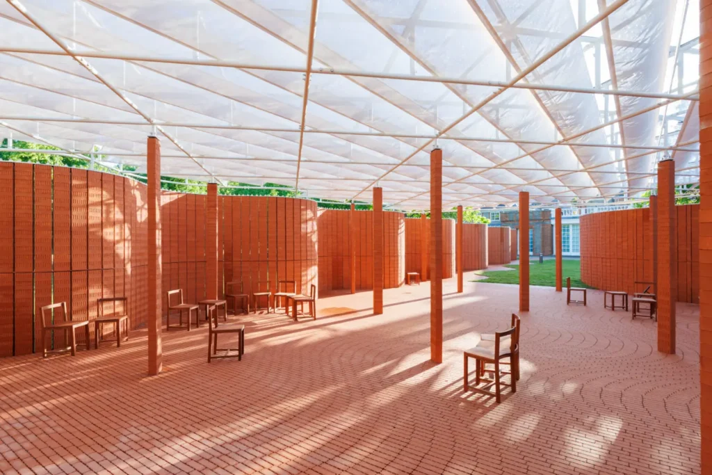 Serpentine Pavilion 2026 a serpentine, designed by Isabel Abascal and Alessandro Arienzo, LANZA atelier. Interior view © LANZA atelier, Photo Iwan Baan, Courtesy Serpentine.