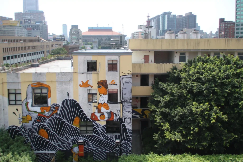 An image of a mural at Treasure Hill Artist Village