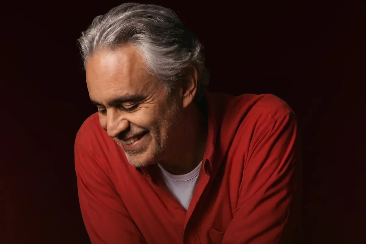 andrea-bocelli-abu-dhabi-grand-prix - Soigné Middle East - Soigné Middle East