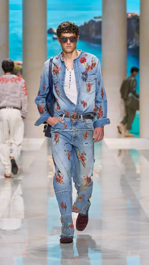 Image of a model walking the Dolce & Gabbana SS27 show