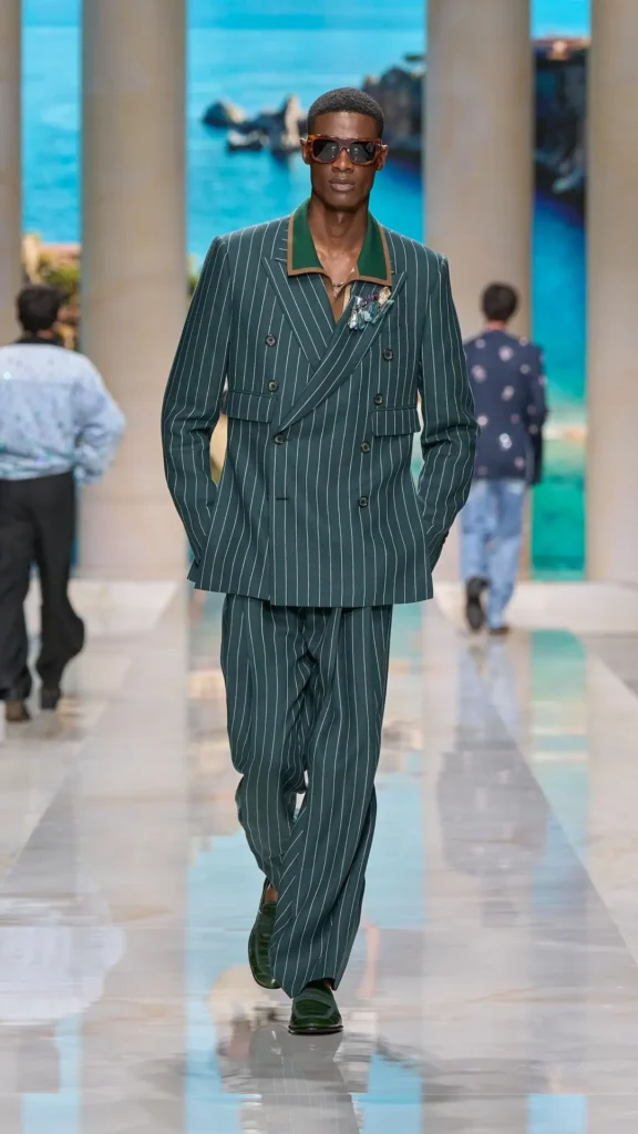 Image of a model walking the Dolce & Gabbana SS27 show