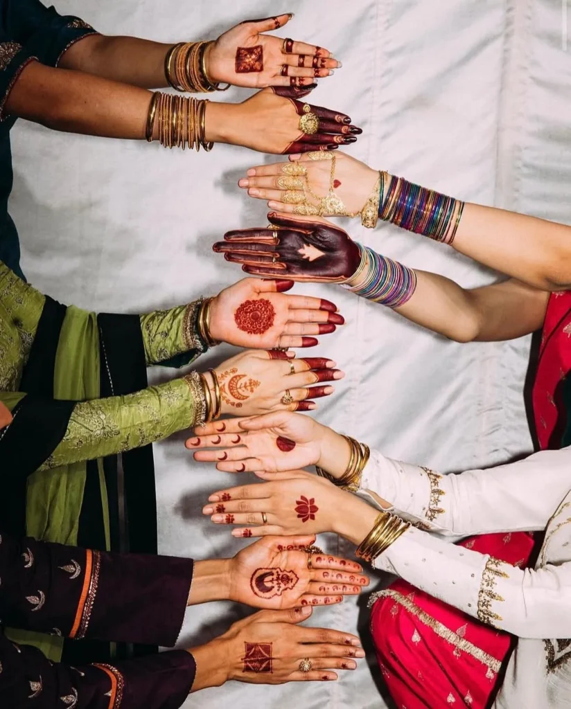 henna-handswebp - Soigné Middle East
