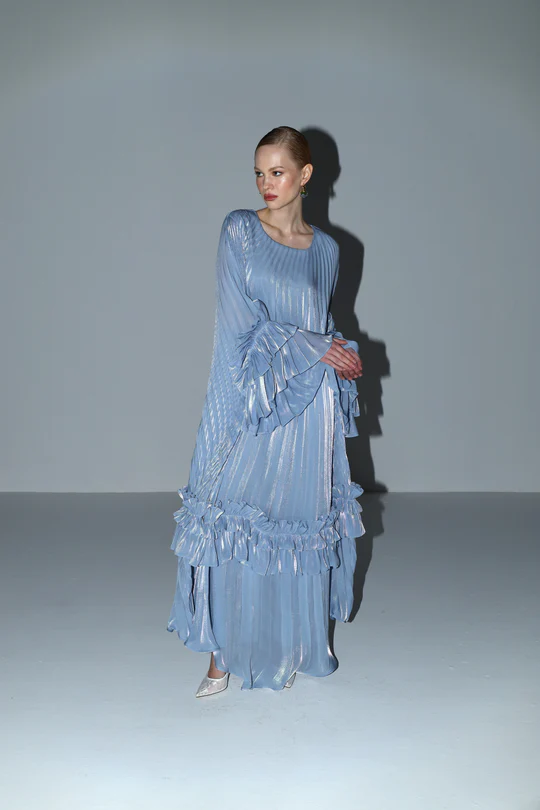 Image of a model wearing the Wave dress by Latifi
