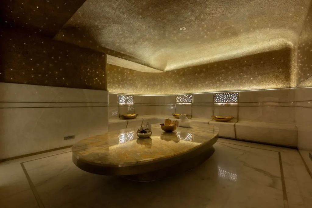 five-luxe - Soigné Middle East