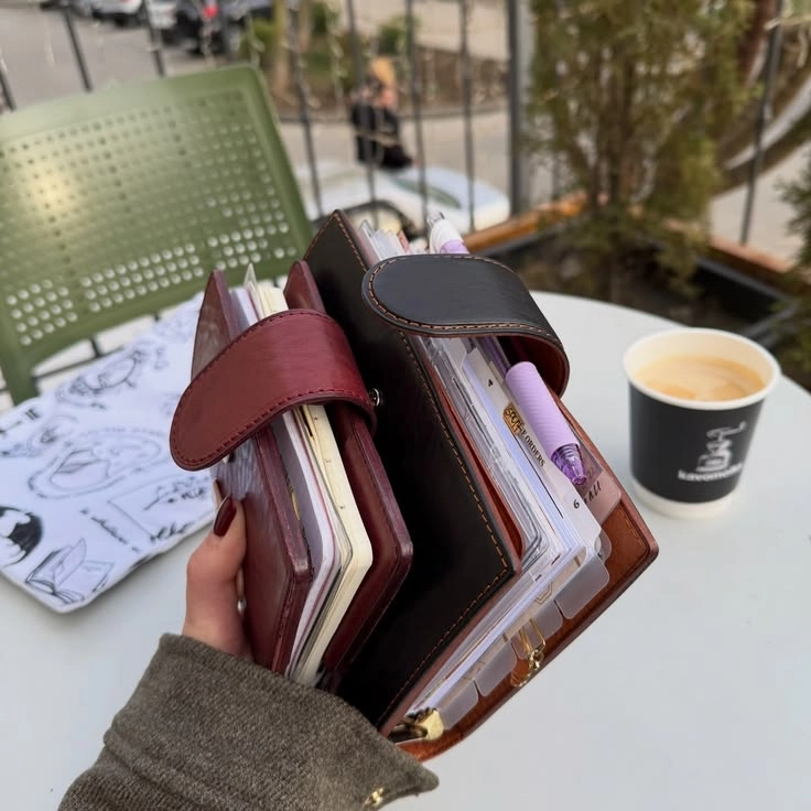 moleskinewebp - Soigné Middle East