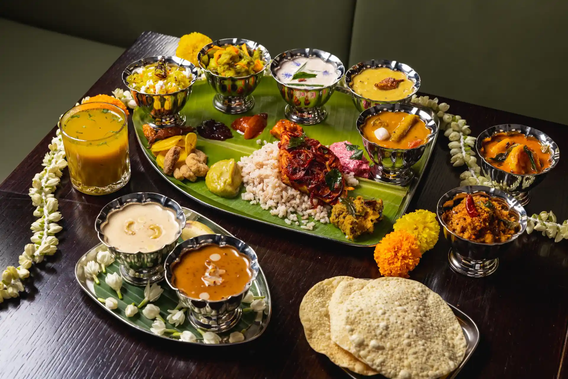 onam-sadhya-jamavar-dubai - Soigné Middle East