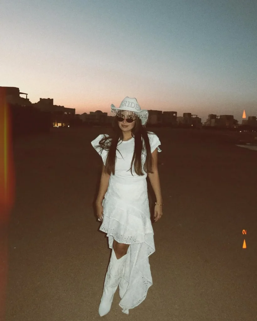 white-maxwebp - Soigné Middle East