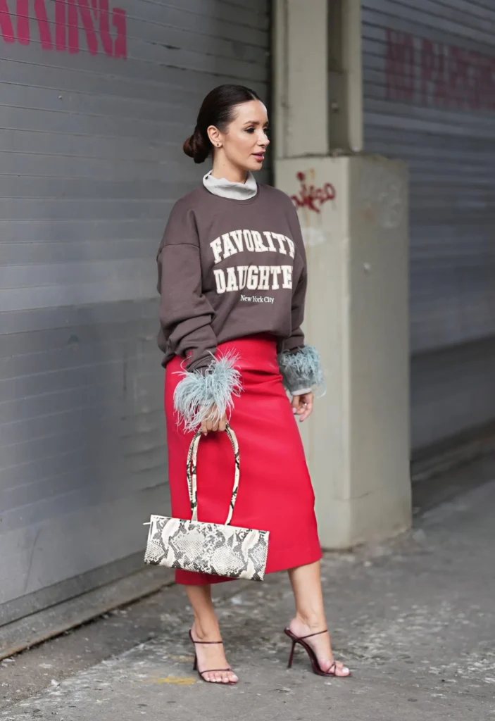 NYFW-SS27-Streetstyle-2 - Soigné Middle East A guest attending New York Fashion Week SS27