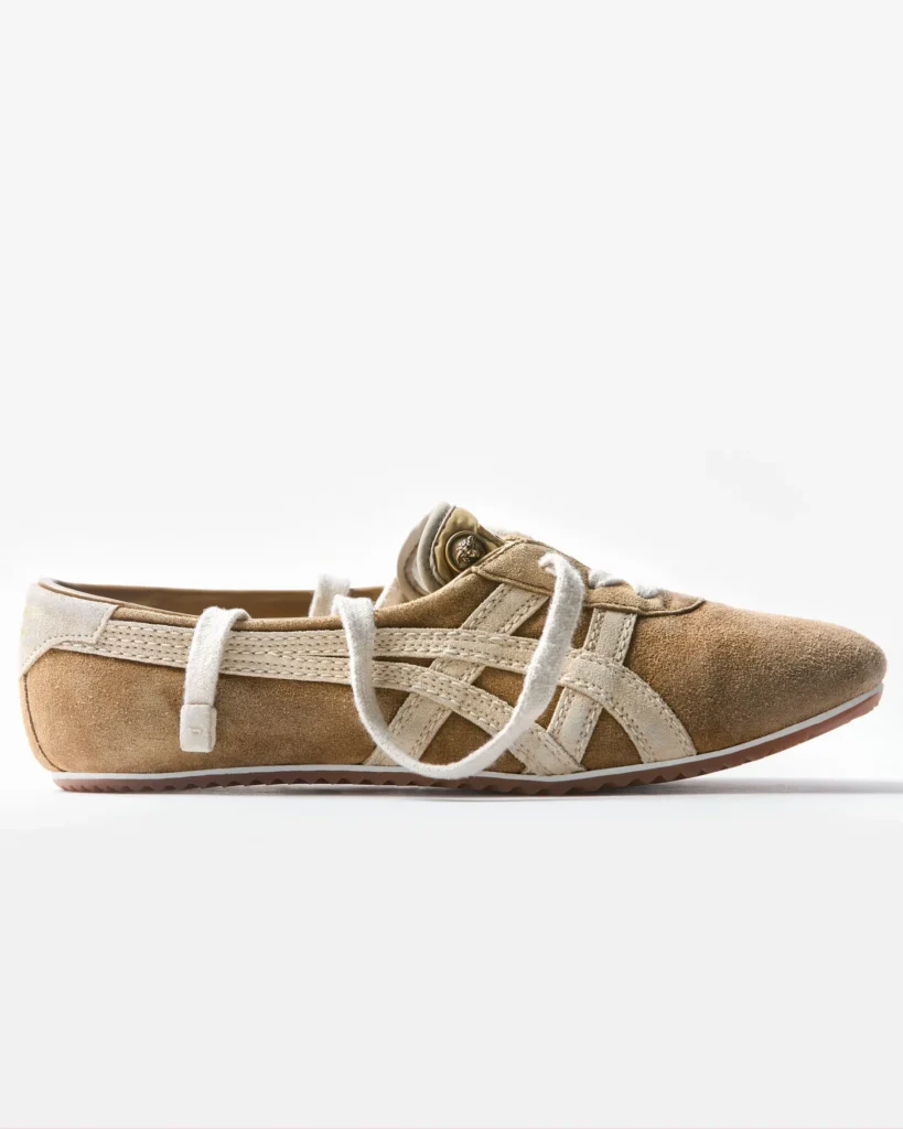 onitsuka-tiger-x-versace-tai-chi-sakura - Soigné Middle East Product image of the Onitsuka Tiger X Versace Tai-chi Sakura sneakers