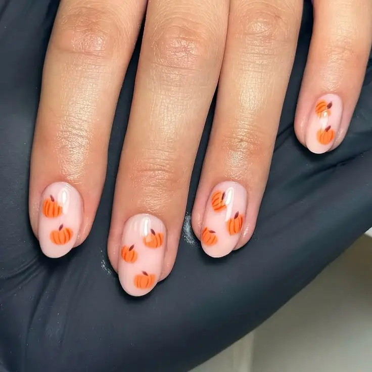 image of pumpkin nails